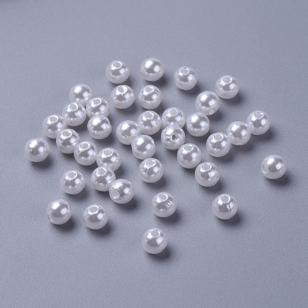 100st vita akrylpärlor - 4mm