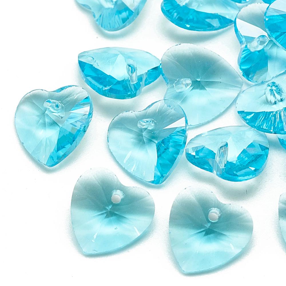 2st Glashängen facetterade hjärtan berlocker charms - K9