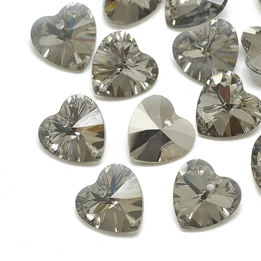 2st Glashängen facetterade hjärtan berlocker charms - K9