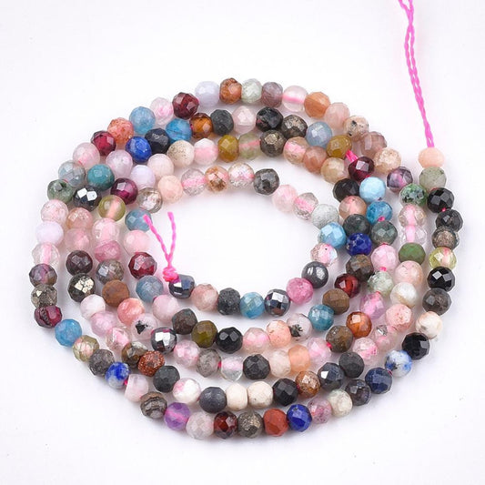 Mix med facetterade halvädelstenar ca 2,5mm - hel sträng