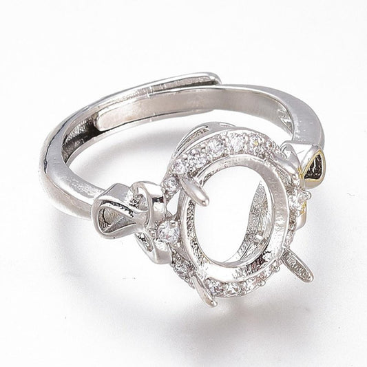 Oval silverfärgad ringstomme med Cubic Zirconia - ställbar - 1st