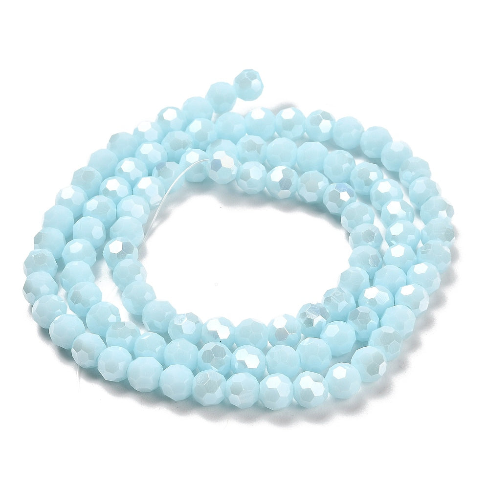 Hel sträng blåa facetterade glaspärlor - 6mm